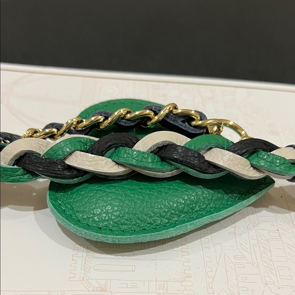 La Via | Italian Leather Heart Bag Charm 💚 - Picture 10 of 12